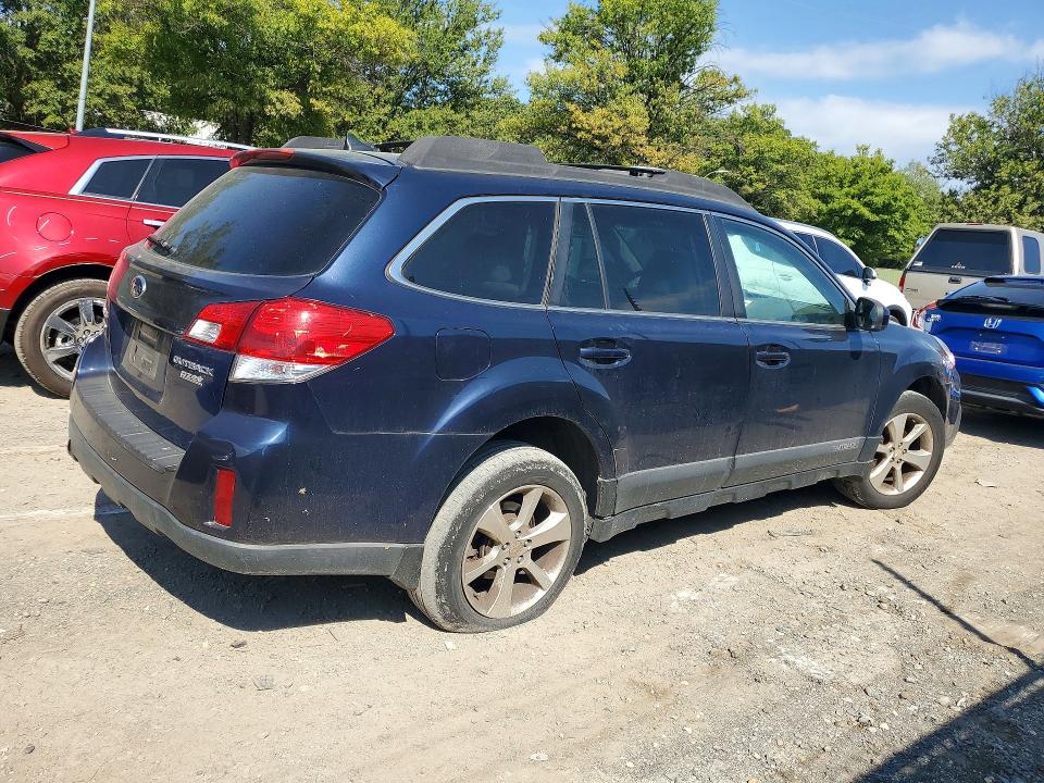 Photo 3 from auction – 2013 SUBARU OUTBACK with VIN 4S4BRBKCXD3288269