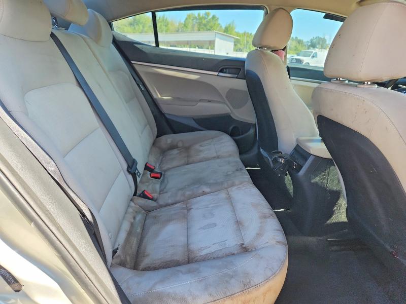 Снимка 10 от търг – 2017 HYUNDAI ELANTRA с VIN 5NPD74LF8HH112953