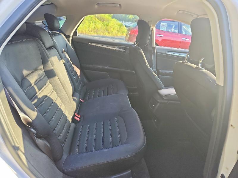 Photo 10 from auction – 2013 FORD FUSION with VIN 3FA6P0H71DR118495