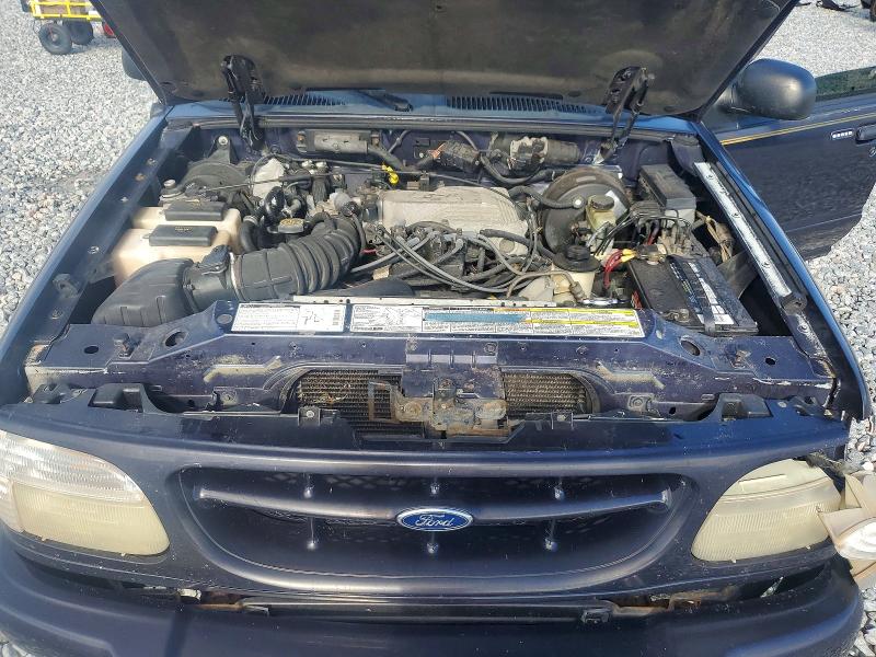 Photo 11 from auction – 2000 FORD EXPLORER with VIN 1FMDU65P1YZA64274