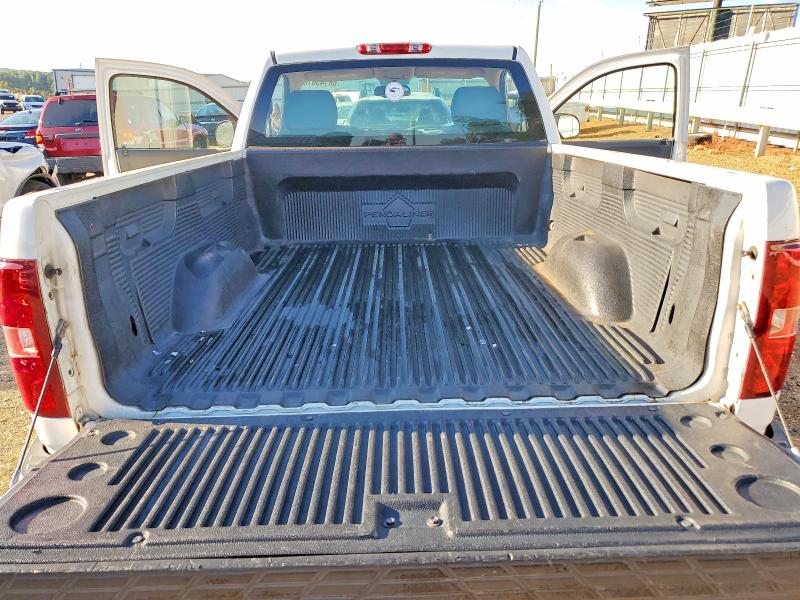 Photo 10 from auction – 2009 CHEVROLET SILVERADO with VIN 1GCEC14C69Z280264