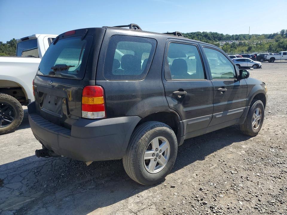 Photo 3 from auction – 2006 FORD ESCAPE with VIN 1FMYU92ZX6KC25283