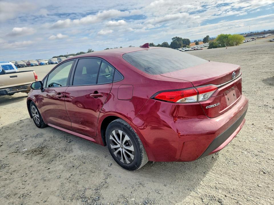 Photo 2 from auction – 2022 TOYOTA COROLLA with VIN JTDEAMDE5NJ045338