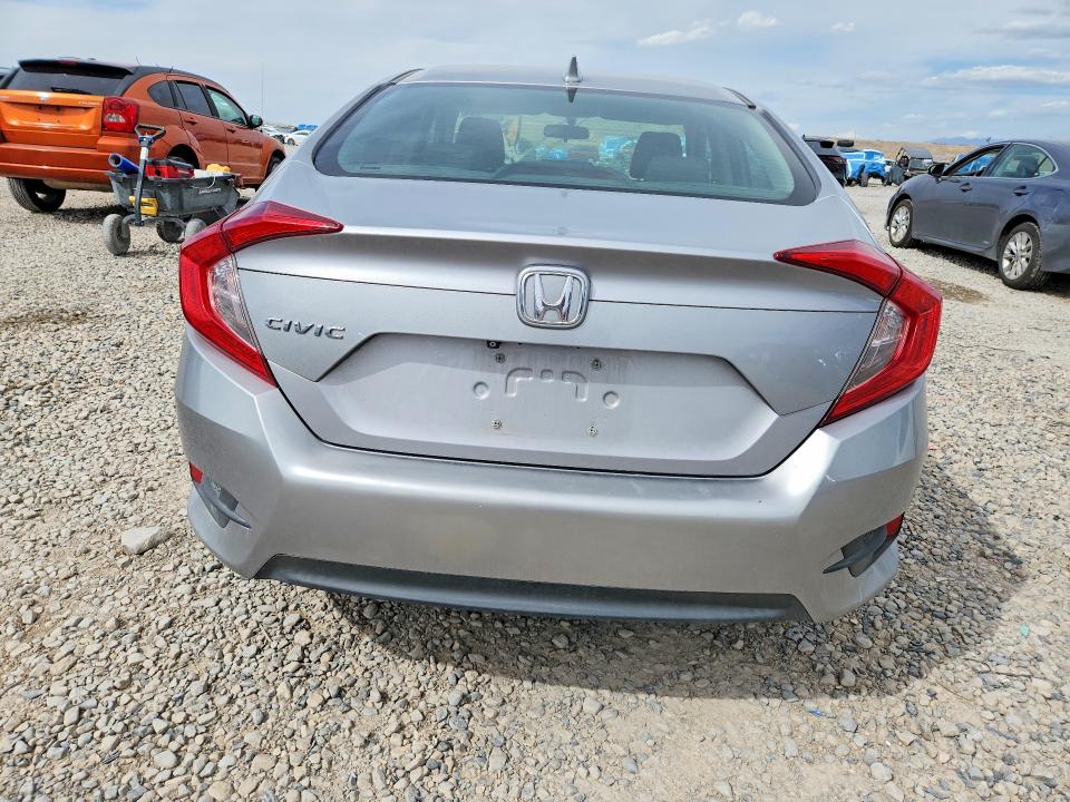 Снимка 6 от търг – 2017 HONDA CIVIC с VIN 2HGFC2F77HH538513