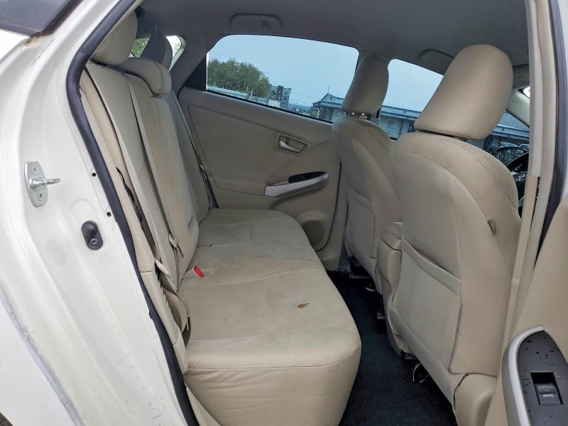 Photo 11 from auction – 2013 TOYOTA PRIUS with VIN JTDKN3DU8D0339457