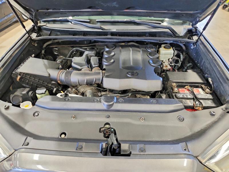 Photo 12 from auction – 2015 TOYOTA 4RUNNER with VIN JTEBU5JR5F5261350