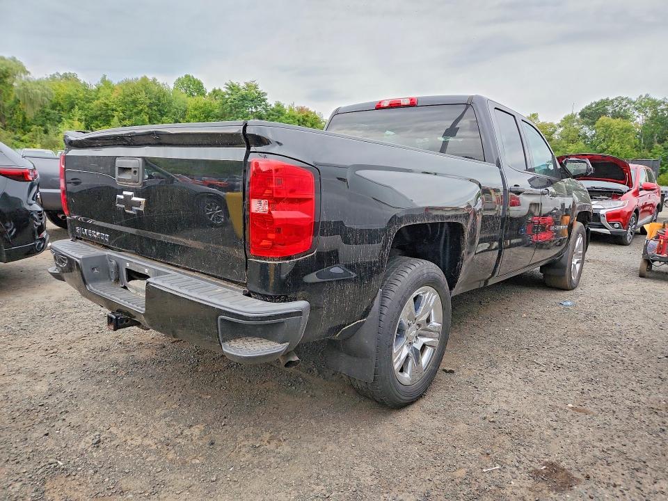 Photo 3 from auction – 2018 CHEVROLET SILVERADO with VIN 1GCVKPEC3JZ369167
