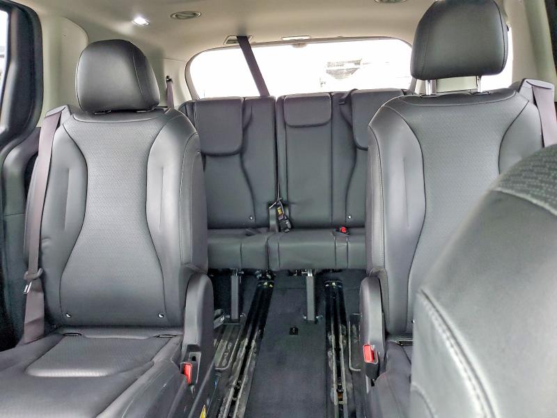 Снимка 10 от търг – 2025 KIA CARNIVAL с VIN KNDNE5K33S6485083