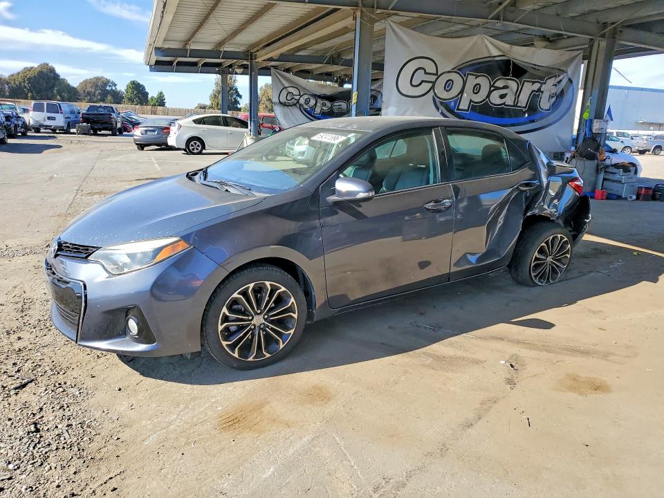 2015 TOYOTA COROLLA - Търг №69241896