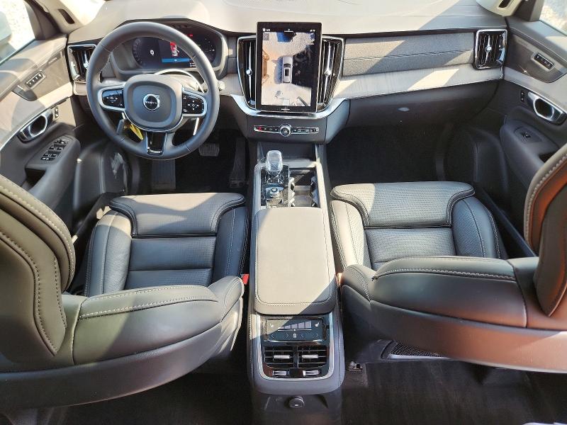 Photo 8 from auction – 2025 VOLVO XC90 with VIN YV4H60PG1S1371473