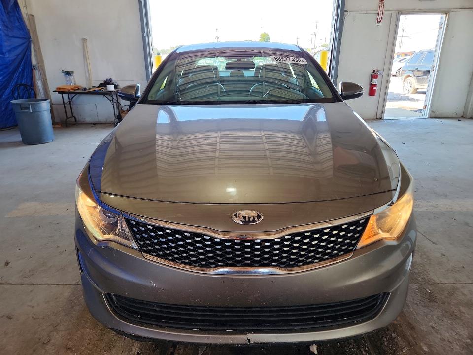 Zdjęcie 5 z aukcji – 2017 KIA OPTIMA z VIN 5XXGU4L33HG159010