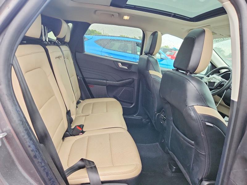 Photo 10 from auction – 2022 FORD ESCAPE with VIN 1FMCU9J95NUB59840