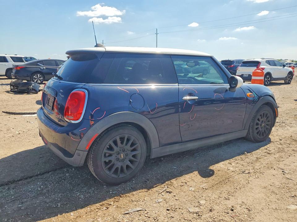Photo 3 from auction – 2018 MINI COOPER with VIN WMWXP5C51J2G62917