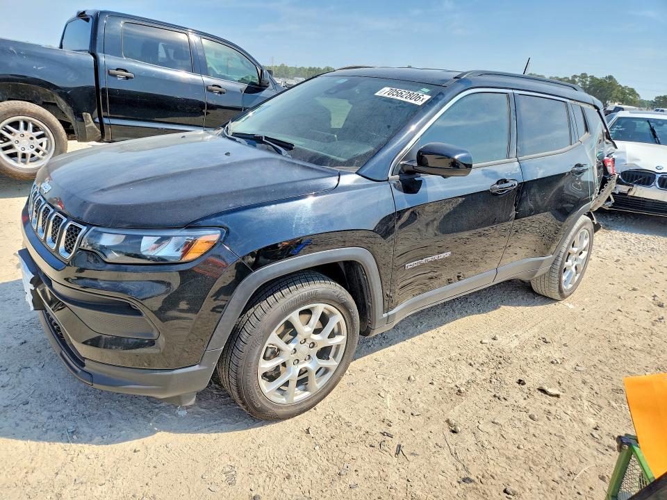 JEEP COMPASS 2023 with VIN 3C4NJDFN9PT518005 - Photo from auction