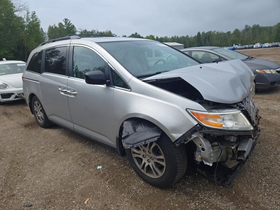 Photo 4 from auction – 2013 HONDA ODYSSEY with VIN 5FNRL5H63DB506157