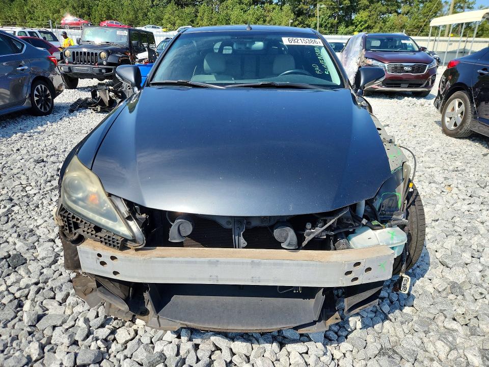 Foto 5 de la subasta – 2011 LEXUS IS 250C con VIN JTHFF2C2XB2520777