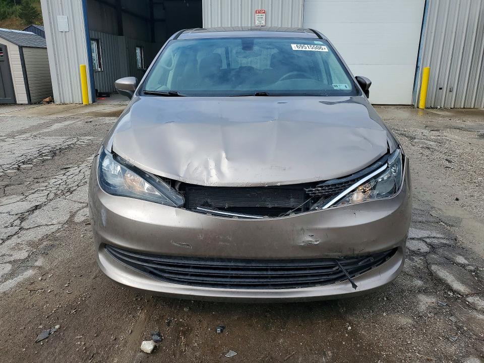 Фото 5 с аукциона – 2017 CHRYSLER PACIFICA с VIN 2C4RC1DG6HR544287