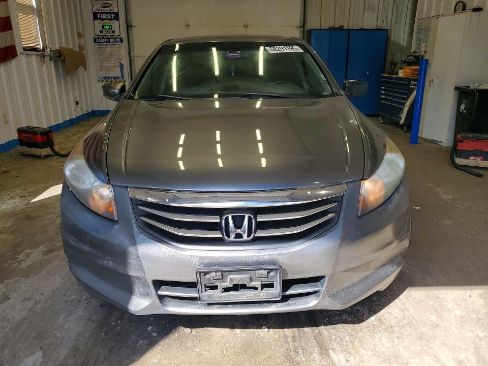 Снимка 5 от търг – 2011 HONDA ACCORD с VIN 1HGCP2F85BA006005