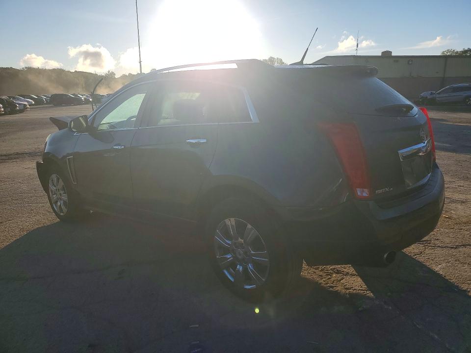 Photo 2 from auction – 2014 CADILLAC SRX with VIN 3GYFNEE34ES611137