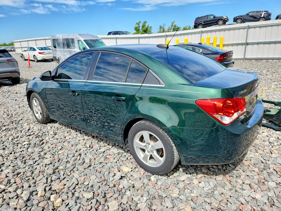 Photo 2 from auction – 2015 CHEVROLET CRUZE with VIN 1G1PC5SB3F7186711