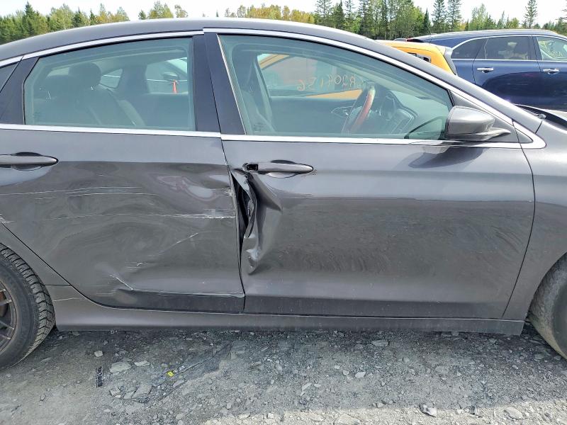 Foto 12 de la subasta – 2016 CHRYSLER 200 con VIN 1C3CCCFB7GN110236