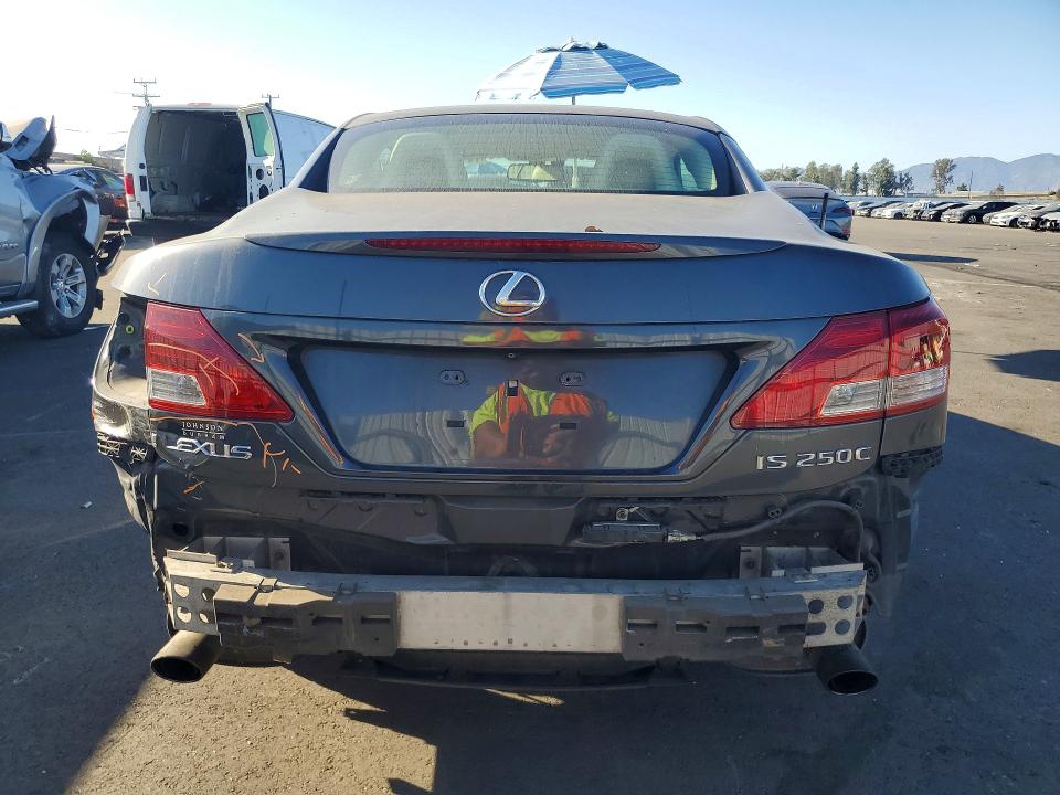 Снимка 6 от търг – 2010 LEXUS IS 250C с VIN JTHFF2C20A2507907