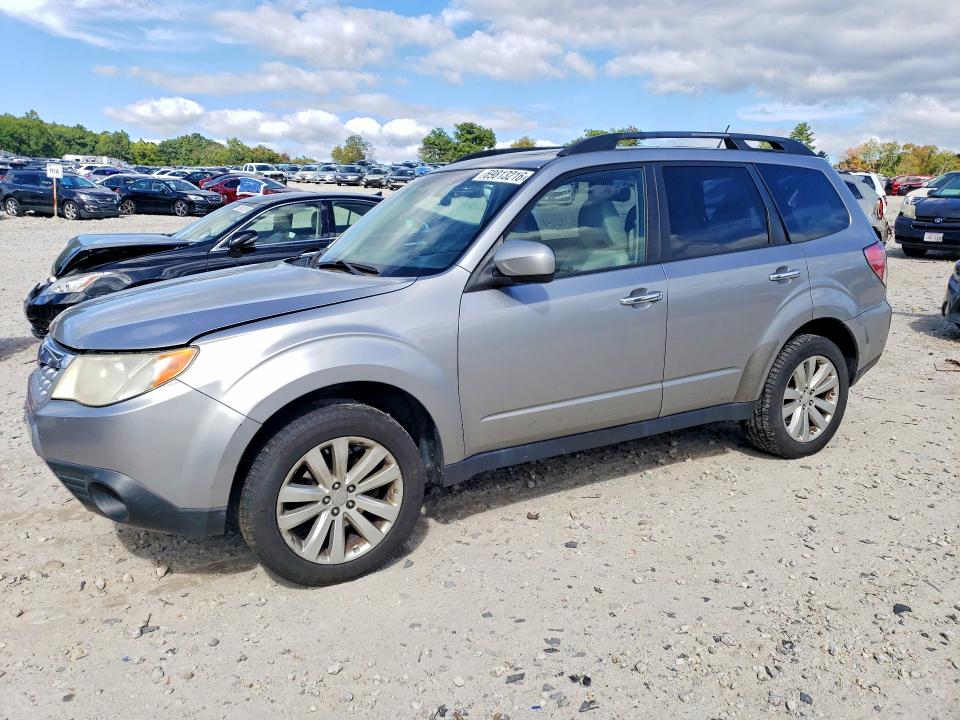 2011 SUBARU FORESTER - Търг №69813216