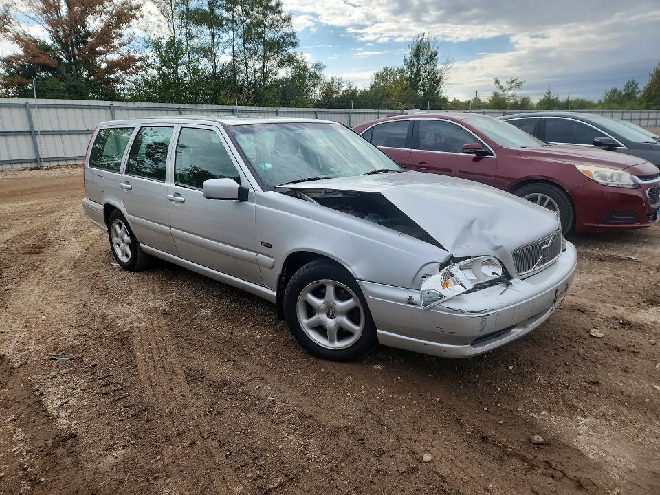 Photo 4 from auction – 1998 VOLVO V70 with VIN YV1LW5531W2347128