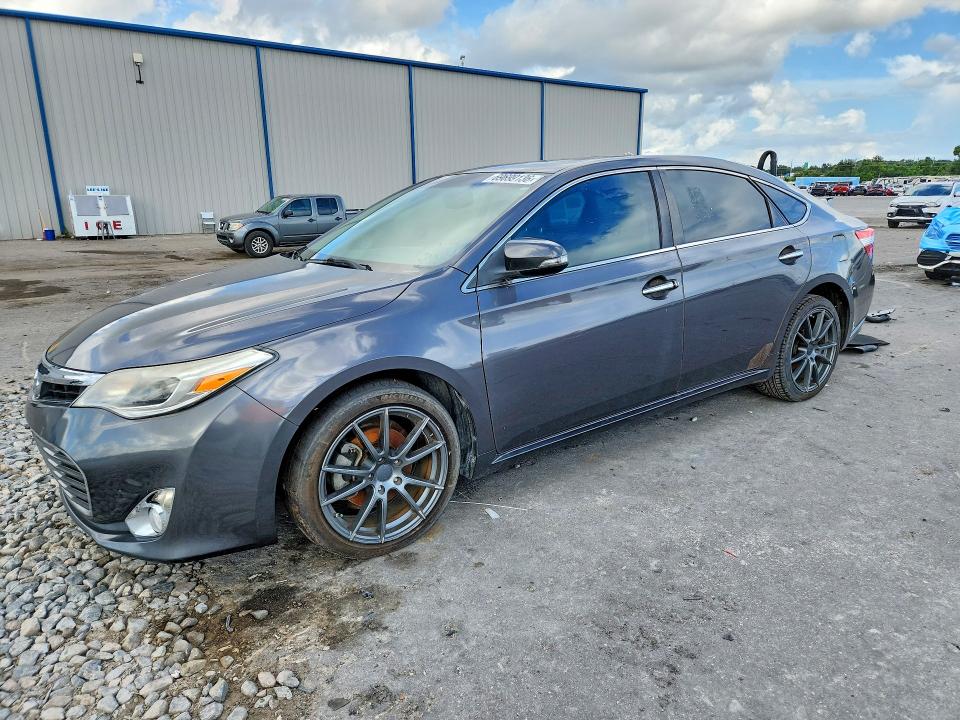 TOYOTA AVALON 2013 с VIN 4T1BK1EB1DU013384 - Снимка от търг