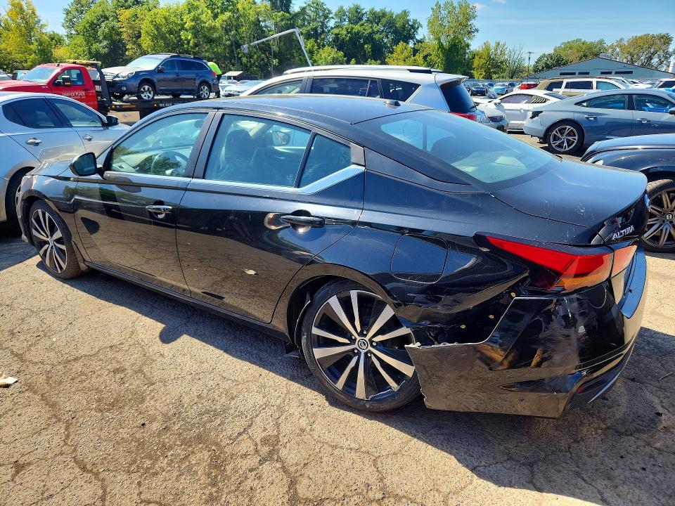 Photo 2 from auction – 2019 NISSAN ALTIMA with VIN 1N4BL4CVXKC182361