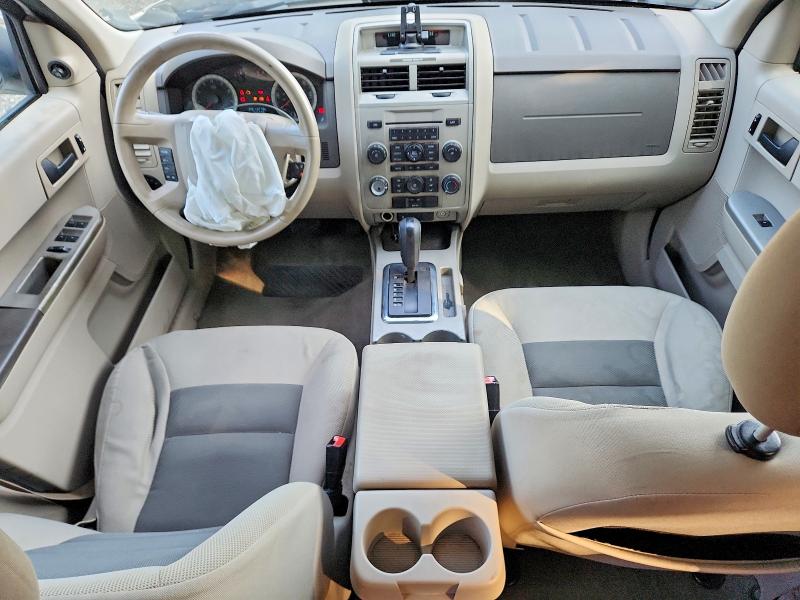 Zdjęcie 8 z aukcji – 2008 FORD ESCAPE z VIN 1FMCU93Z98KA07962
