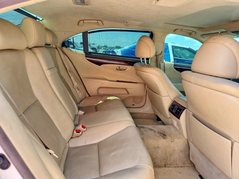 Photo 10 from auction – 2012 LEXUS LS with VIN JTHGL5EF7C5046656