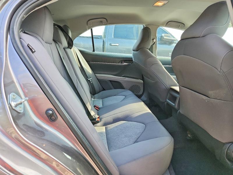 Снимка 10 от търг – 2022 TOYOTA CAMRY с VIN 4T1C11AK7NU679955