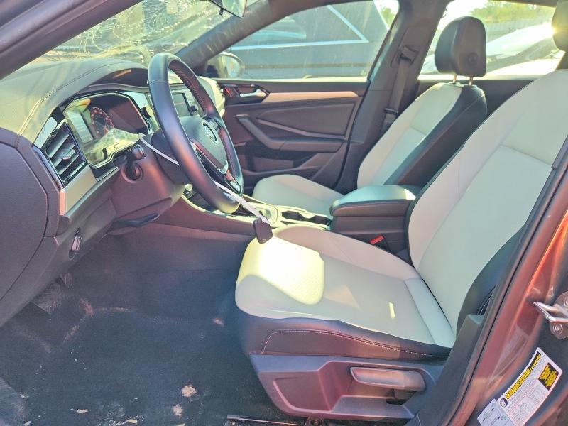 Photo 7 from auction – 2019 VOLKSWAGEN JETTA with VIN 3VWC57BU6KM103329