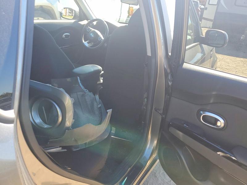 Фото 11 с аукциона – 2019 KIA SOUL с VIN KNDJP3A52K7669490