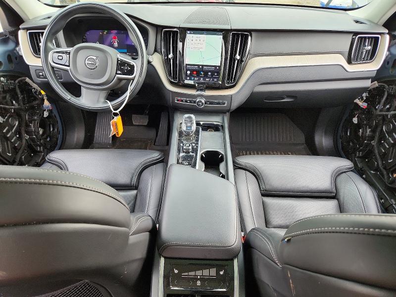 Photo 8 from auction – 2022 VOLVO XC60 with VIN YV4L12RL8N1915373