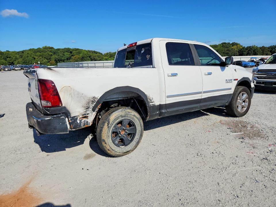 Photo 3 from auction – 2015 RAM 1500 with VIN 1C6RR6LM9FS580528
