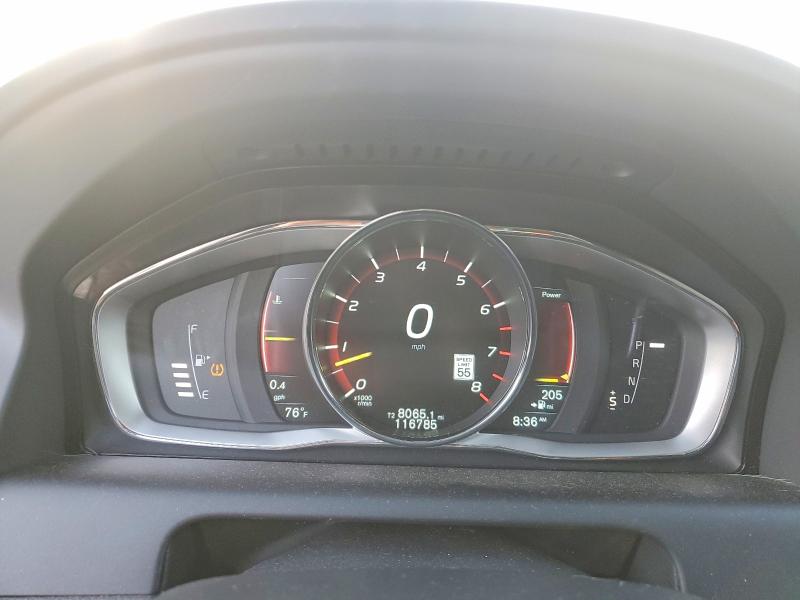 Photo 9 from auction – 2015 VOLVO XC60 with VIN YV4902RM0F2675768
