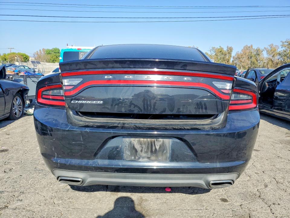 Photo 6 from auction – 2016 DODGE CHARGER with VIN 2C3CDXBG0GH205686