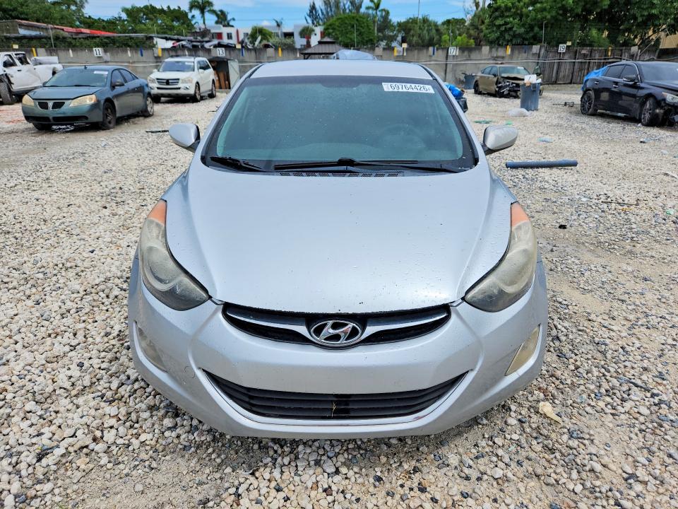 Снимка 5 от търг – 2013 HYUNDAI ELANTRA с VIN 5NPDH4AE8DH326732