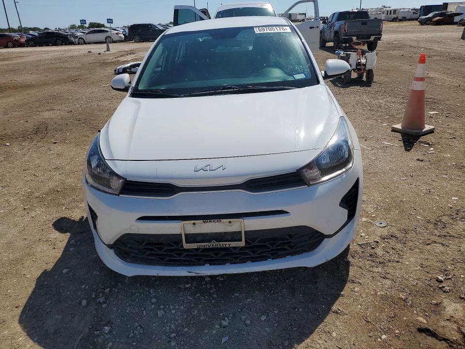 Foto 5 de la subasta – 2022 KIA RIO con VIN 3KPA24ADXNE449191