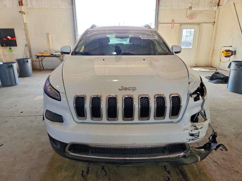 Photo 5 from auction – 2015 JEEP CHEROKEE with VIN 1C4PJMDS9FW556487