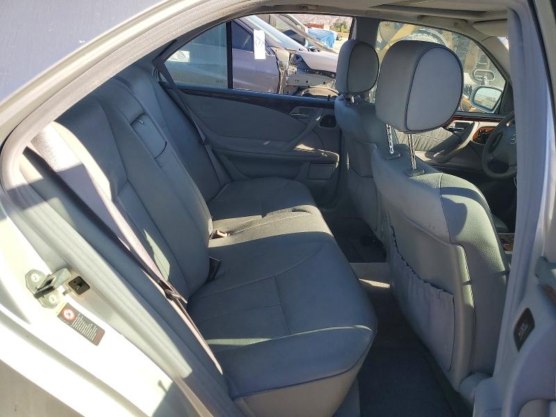 Photo 10 from auction – 2002 MERCEDES-BENZ E with VIN WDBJF70J52B489537
