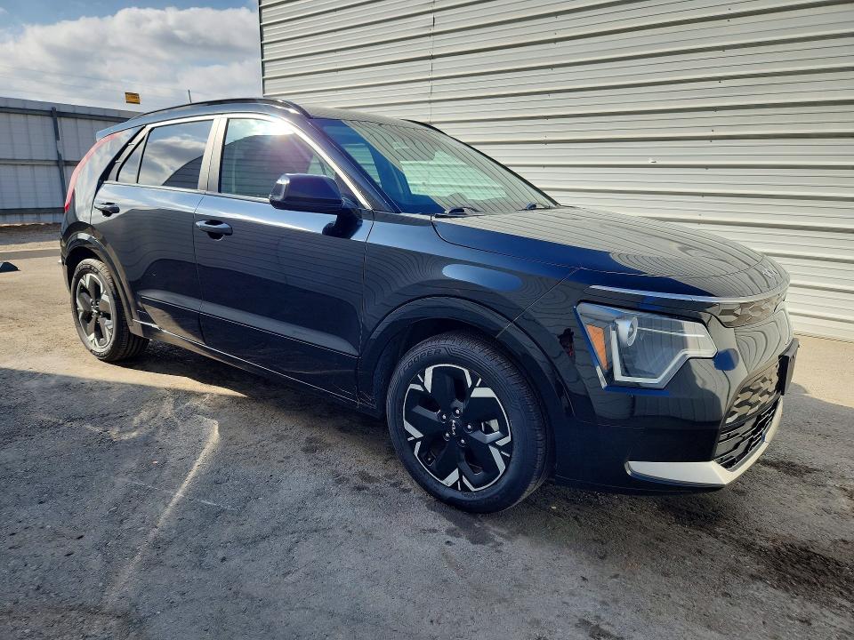 Photo 4 from auction – 2023 KIA NIRO with VIN KNDCR3L1XP5021895