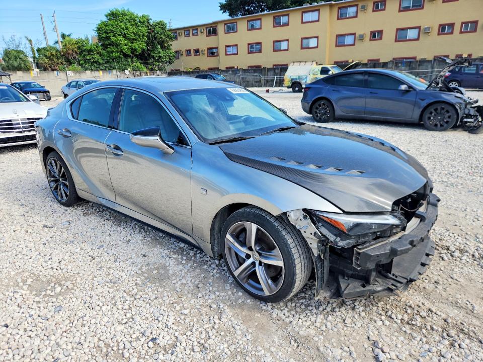 Photo 4 from auction – 2022 LEXUS IS with VIN JTHGZ1E28N5026925
