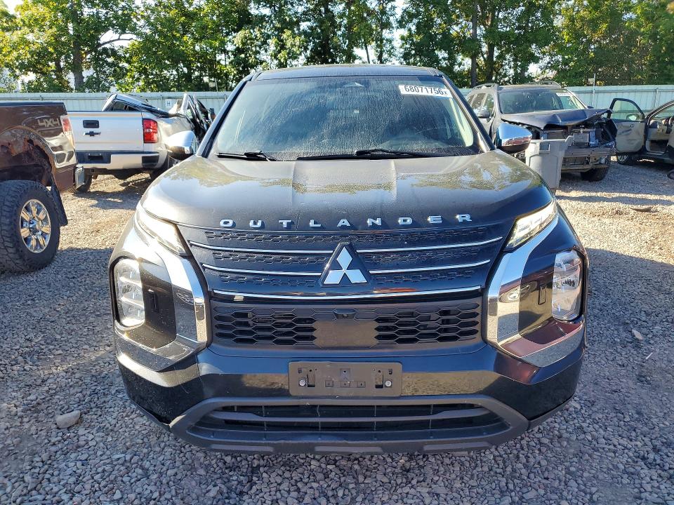 Photo 5 from auction – 2022 MITSUBISHI OUTLANDER with VIN JA4J4TA84NZ039816