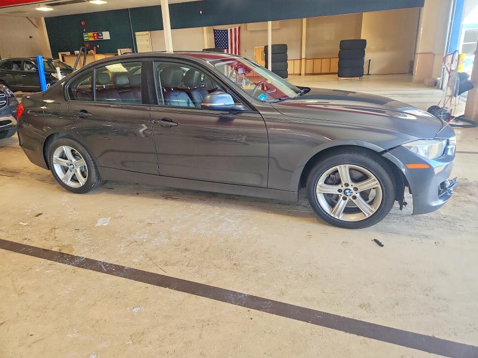 Zdjęcie 4 z aukcji – 2013 BMW 328 z VIN WBA3B3C56DJ698918