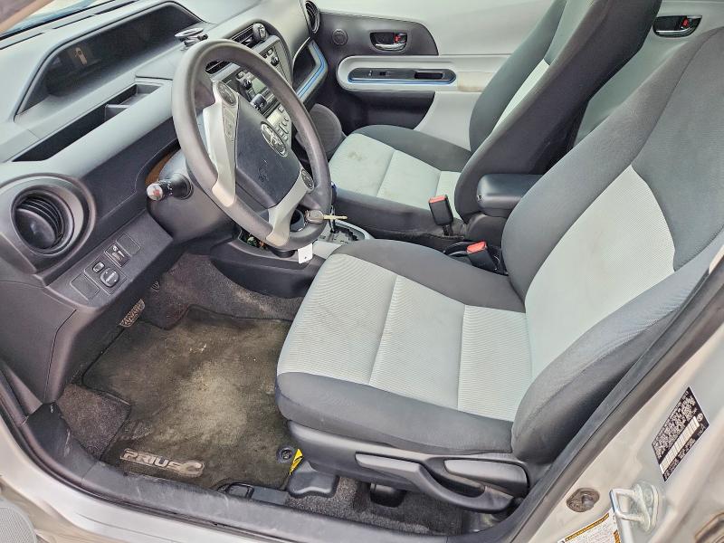 Снимка 7 от търг – 2013 TOYOTA PRIUS C с VIN JTDKDTB30D1056025