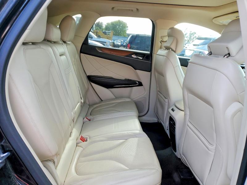 Photo 11 from auction – 2015 LINCOLN MKC with VIN 5LMTJ2AH5FUJ23183