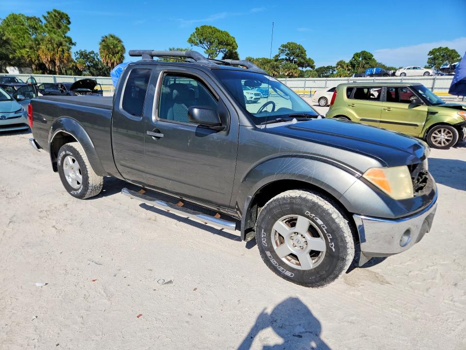 Photo 4 from auction – 2006 NISSAN FRONTIER with VIN 1N6AD06W36C447527